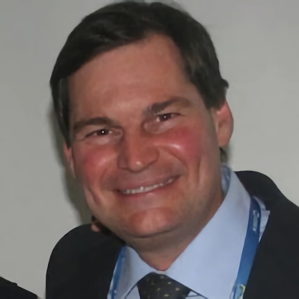 Prof. Dr. Luiz Ubirajara Sennes - Excelência